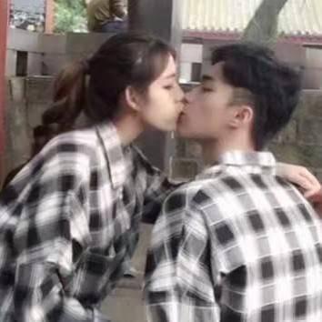 努力的頭像女 感動(dòng)自己10