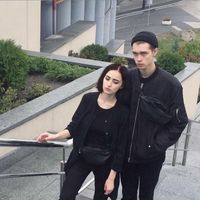 微信頭像女生姐妹兩張動(dòng)漫1