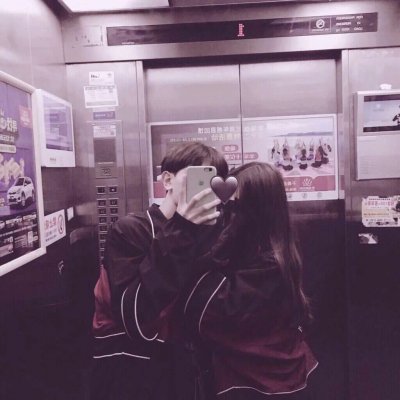 漫畫(huà)黑色側臉頭像女3