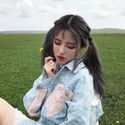 高清黑白頭像女帶字頭像大全6